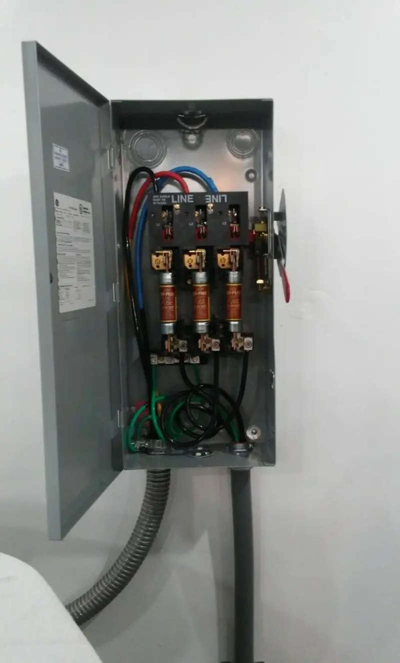 Three-phase disconnect switch installed for Electrical Wiring & Rewiring in Attica